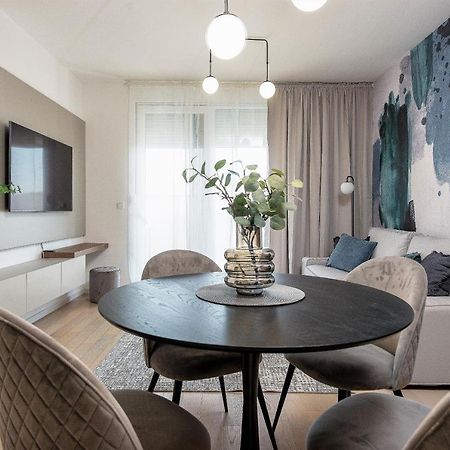 City Lux Apartment 2 - With Garage And Balcony زادار المظهر الخارجي الصورة